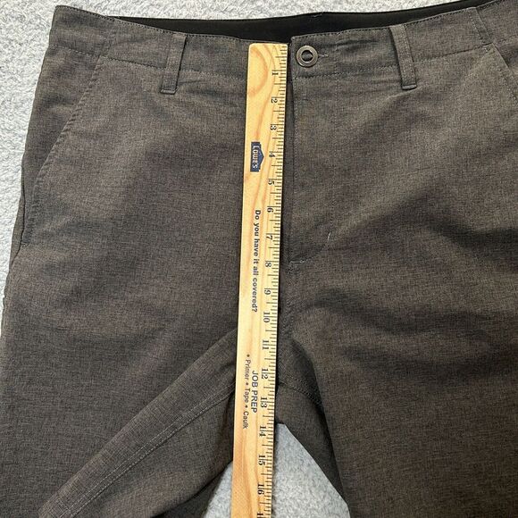 Volcom Shorts Mens 34 Gray Surf & Turf 4 Way Stretch Zip Pocket Hybrid Flat - Picture 5 of 13